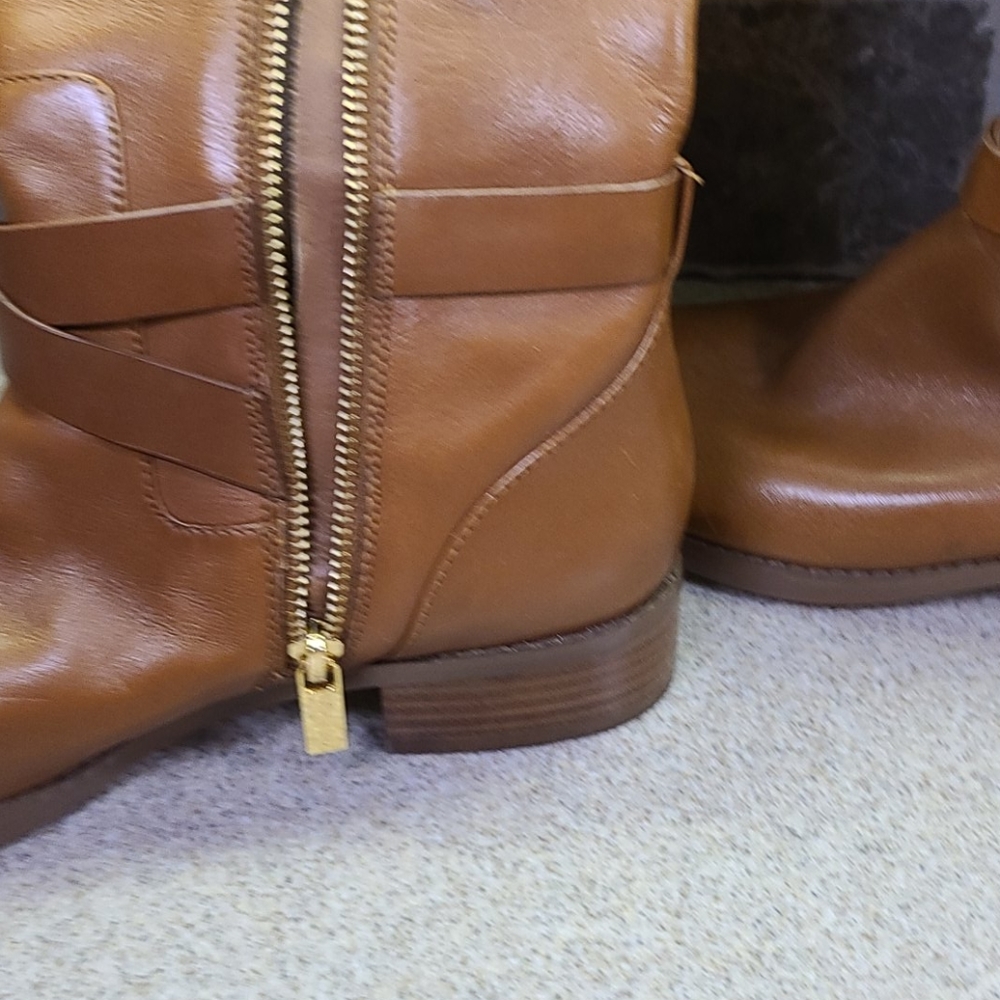 MICHAEL KORS Size 8M Brown knee high Boots - Picture 9 of 16
